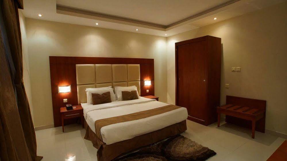 Al Muhaidb Hotel Apartments 24 Riadh Exterior foto